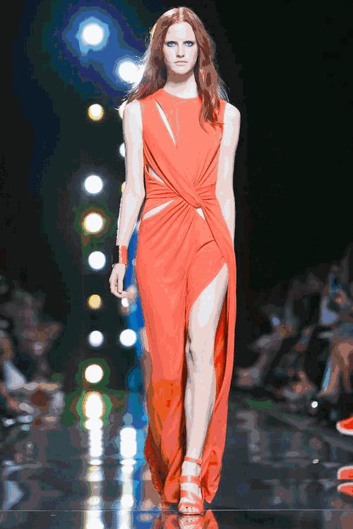 上帝创造了爱情人类发明了婚姻,上帝创造了男人女人