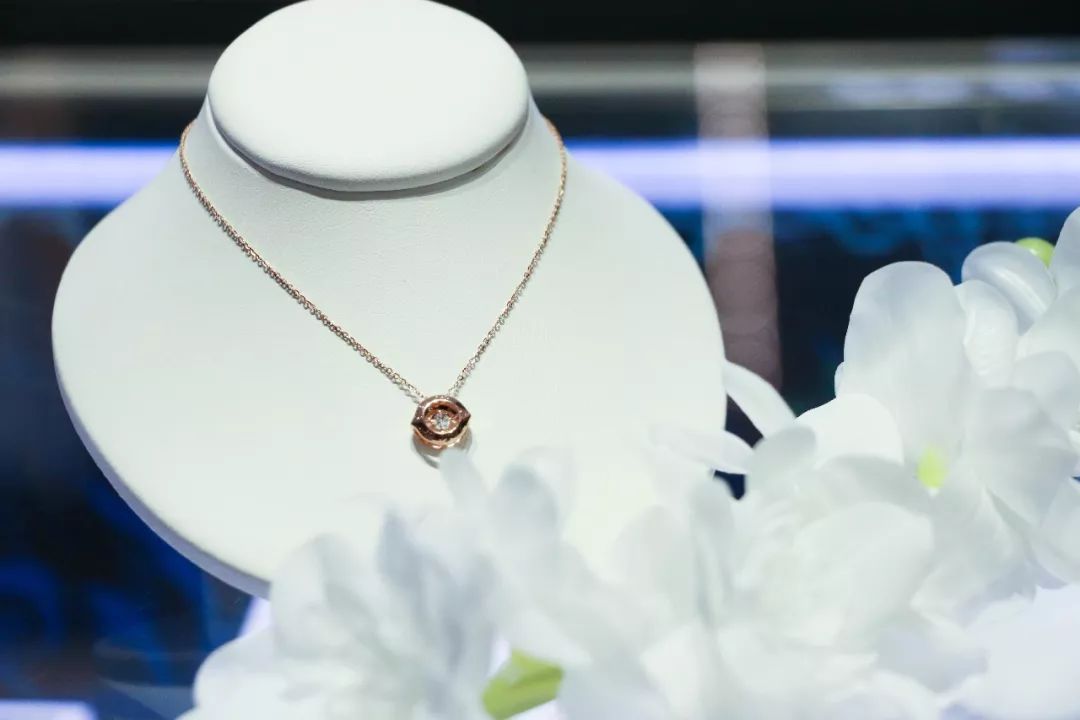 有一个问题，女神节礼物比5折还划算，就问你动不动心｜别忘了妈妈也是女神