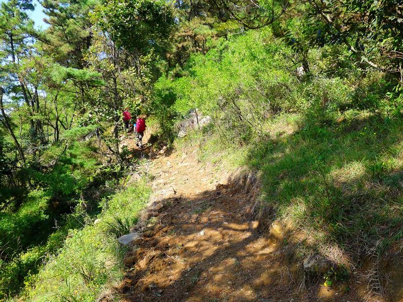蒙山三十六计之十六：雨潜麻峪环古寺