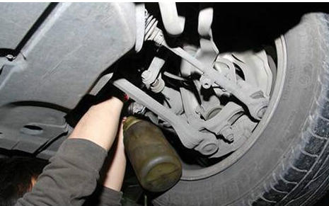 属猴的人适合开车吗,属猴的人今年开车有什么问题