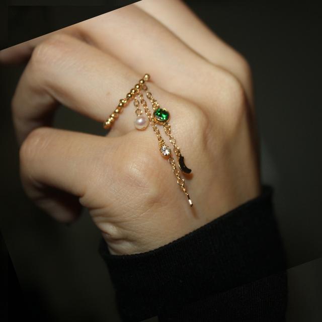 以前很想要一个戒指现在自己买了,去买一枚自己喜欢的戒指