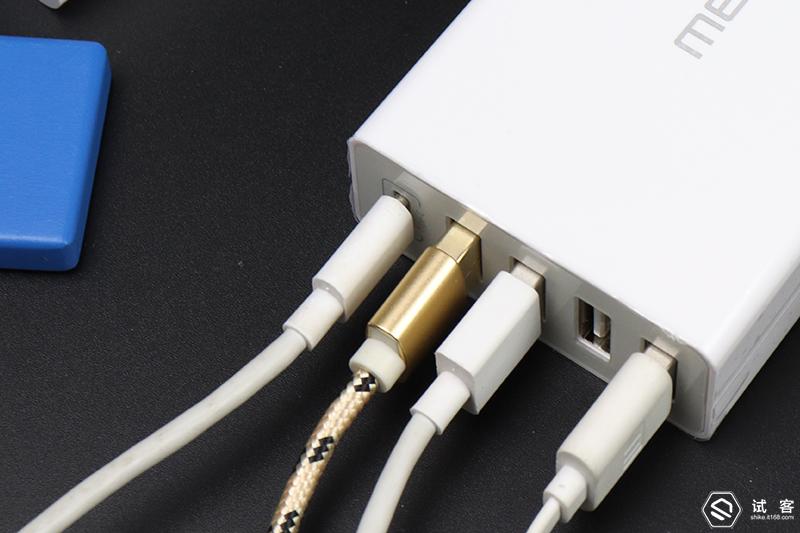 多口usb充电器超级快充测评,老司机也翻车日常