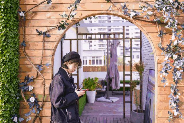 任性!温州海归美女辞职爆改破厂房,建露天解忧咖啡馆!