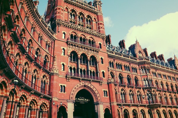 记忆在岁月里变模糊,记忆在流逝的岁月里模糊