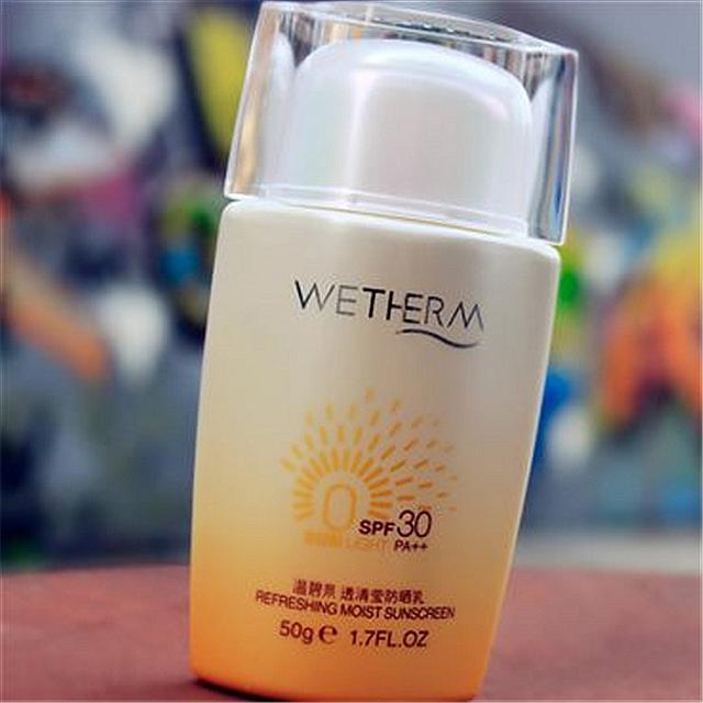 晒黑严重还是晒红严重,晒伤晒黑几个月白回来