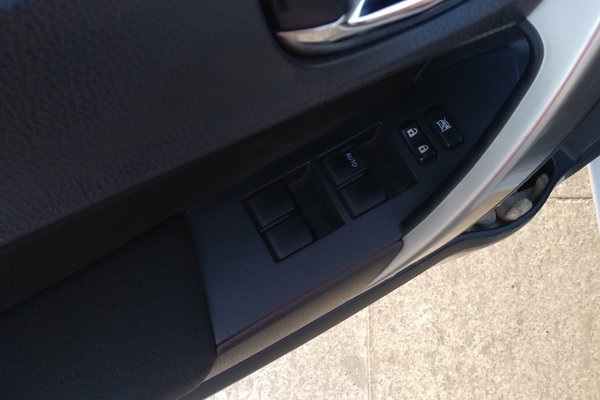 丰田卡罗拉8万公里二手车多少钱,丰田卡罗拉13年现在卖多少钱二手