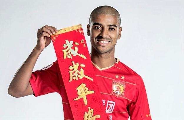 回顾广州足球这10年,广州足球队最新更新阵容公布