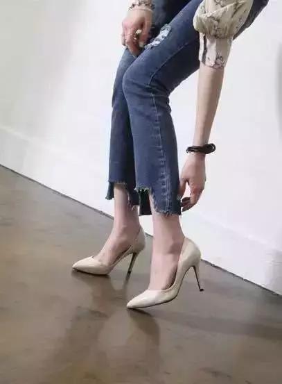 新手如何选择适合自己的高跟鞋,如何选择适合自己的高跟鞋的高度