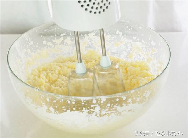 烘焙奶油打发不了可以做什么,烘焙淡奶油的制作方法