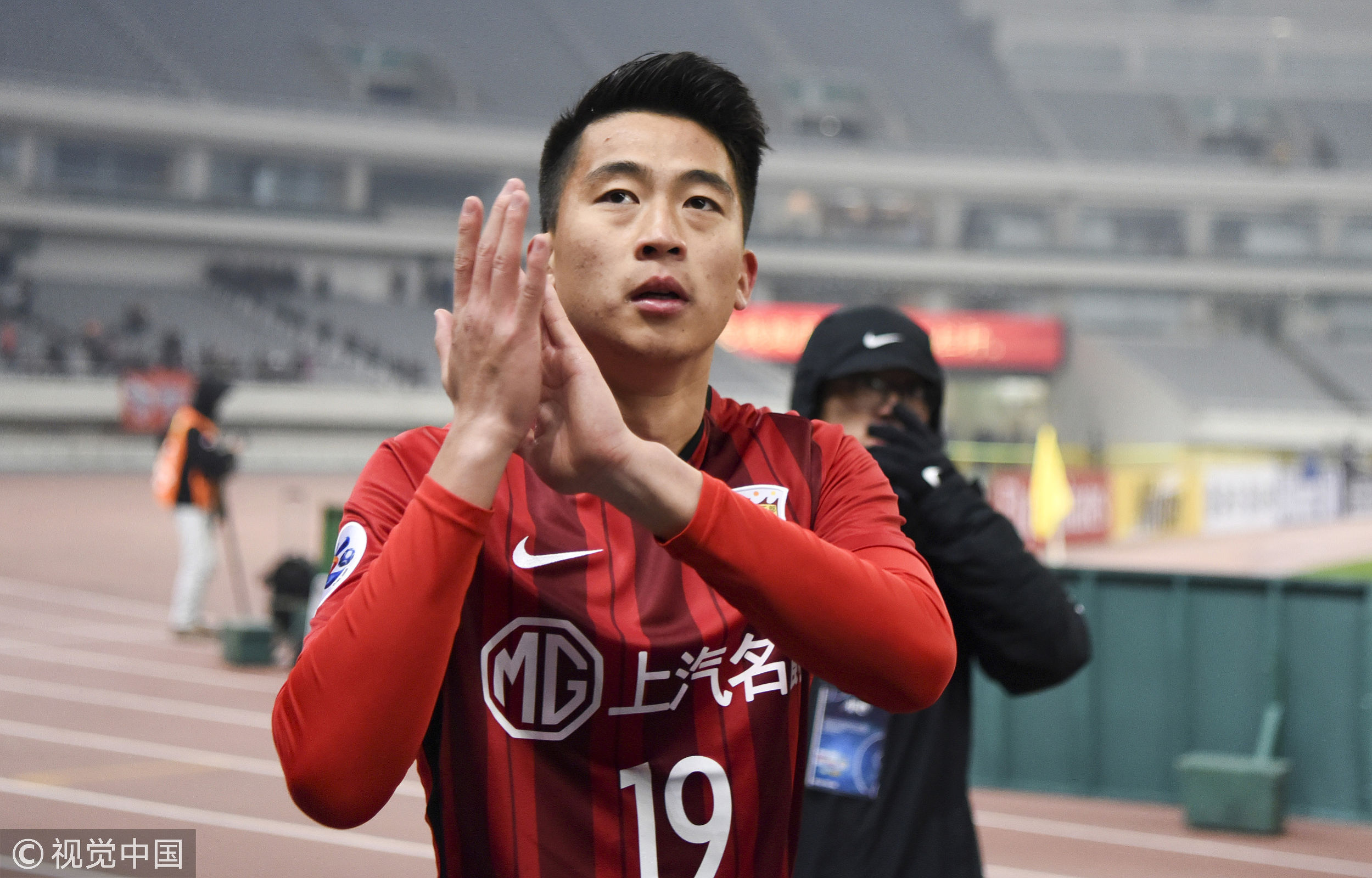 中超新王上港夺冠之路,2018中超联赛上港历程