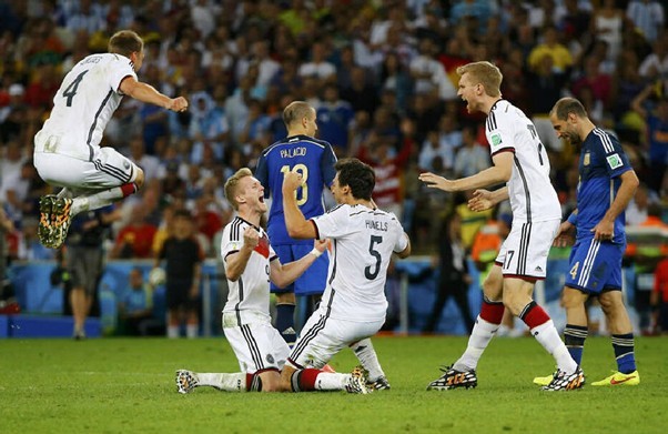 2014巴西世界杯专属球鞋,2014世界杯的球鞋