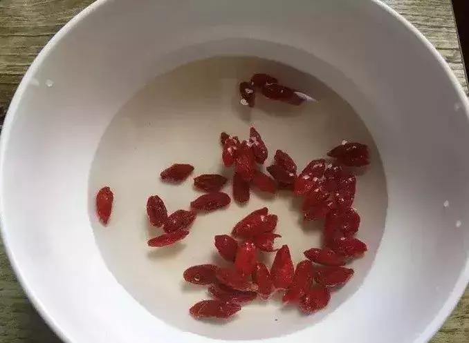 在家里边种枸杞好不好,在家里可以种枸杞树吗