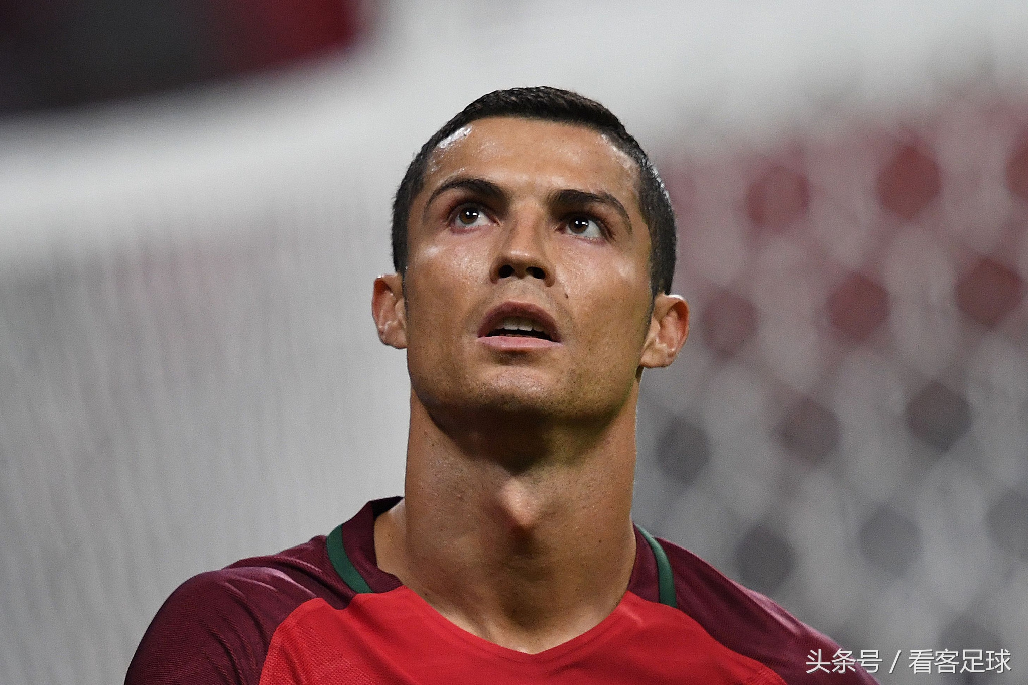 罗总女球迷致C罗的一封信：感谢有你相伴，我愿陪你到老！