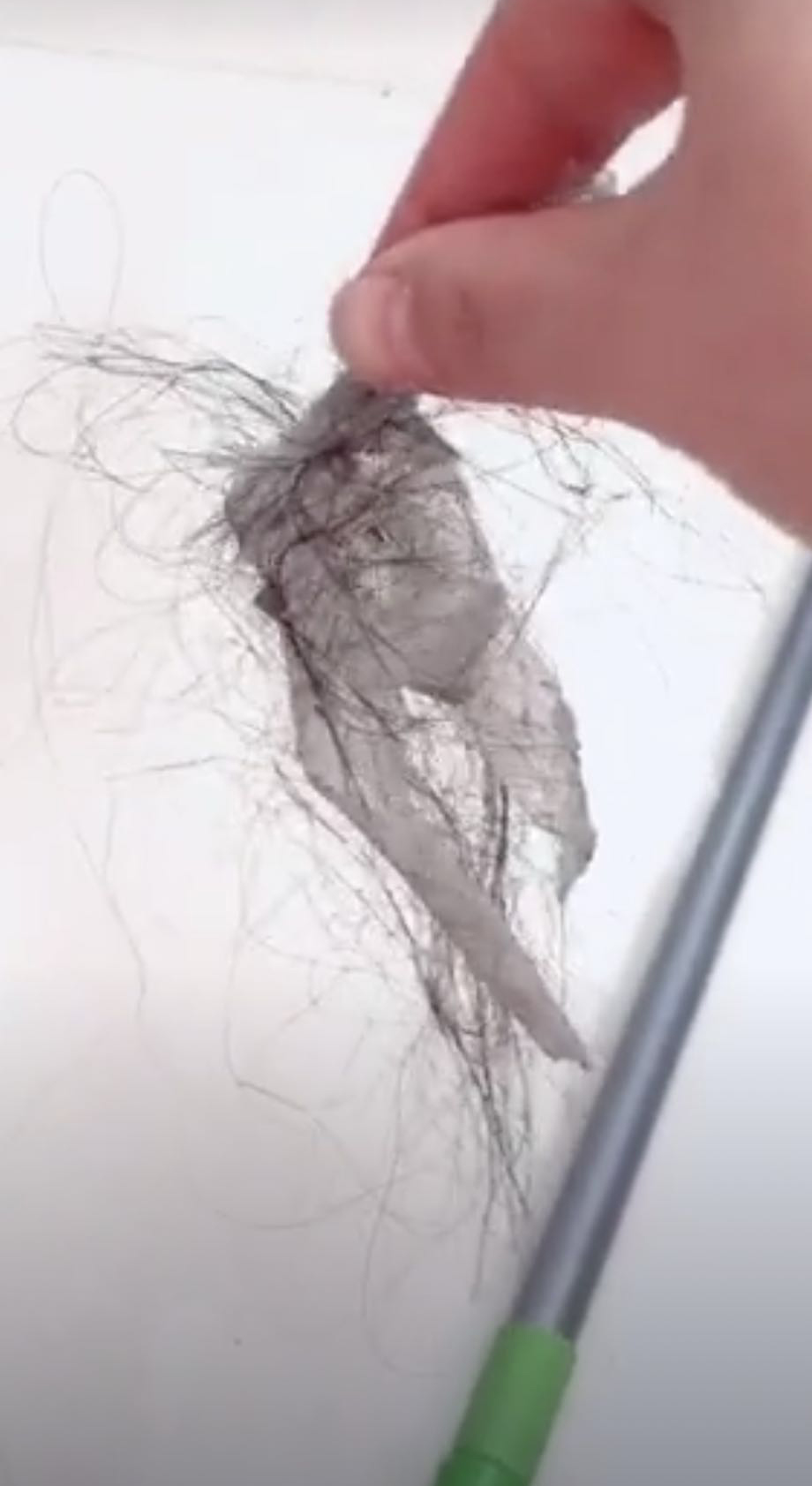 家里扫地怎么才能扫干净,家里扫地头发多