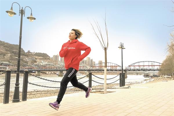 带着高新造把爱捎回家！12道“高新味”跨越10城齐报春