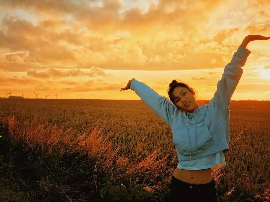 刘雯果然是穿搭高手,刘雯最新日常穿搭图片