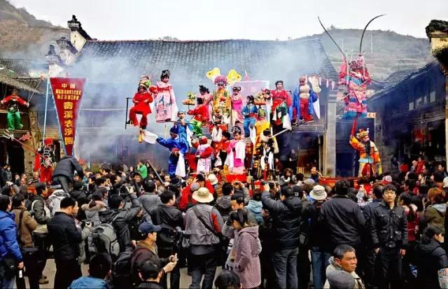 元宵节古镇逛一逛,古镇上的元宵节值得去玩嘛