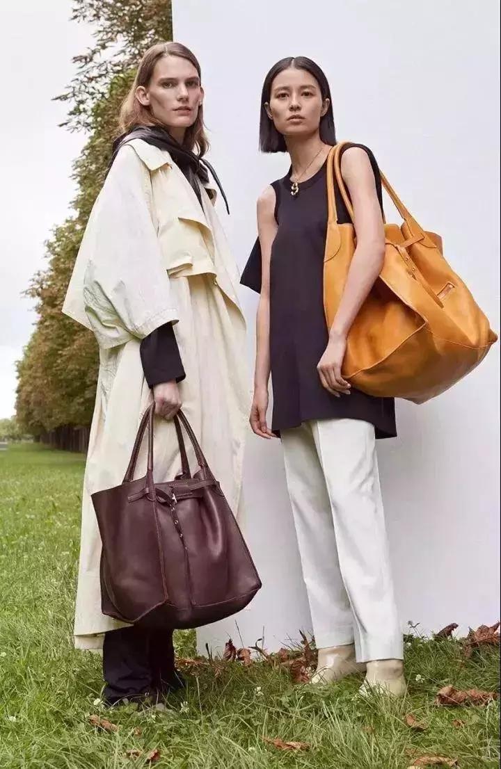 热巴新款包,迪丽热巴唐嫣同款