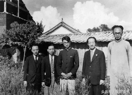 民国最朋克夫妻我老公抽烟爆粗玩女儿但他是个天才