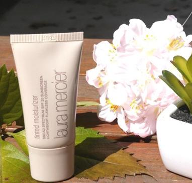 比阿玛尼红标还好用的粉底液,阿玛尼兰蔻ysl粉底液测评