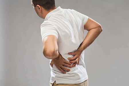 尿频血尿腰痛病因分析,腰痛照片能查出病因吗