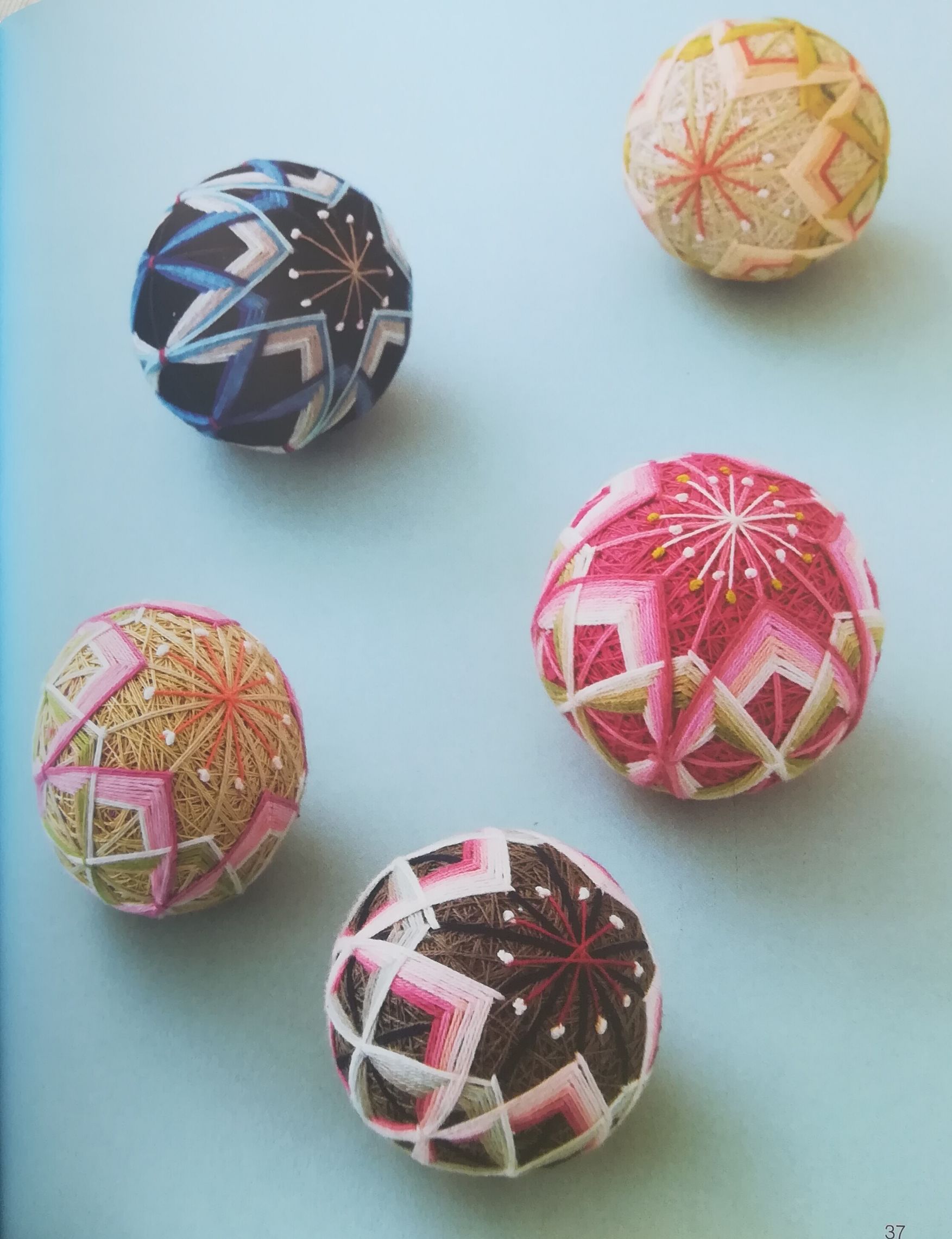 漂亮的手鞠球视频,美轮美奂手鞠球pdf下载