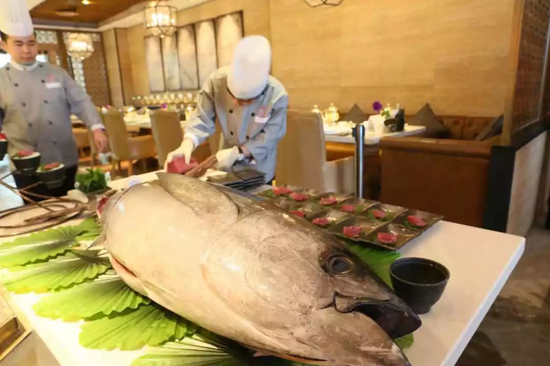 小悦鼎会海鲜自助,1大1小自助餐厦门