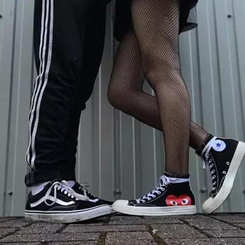 vans和converse高帮适合冬季穿,converse对比vans