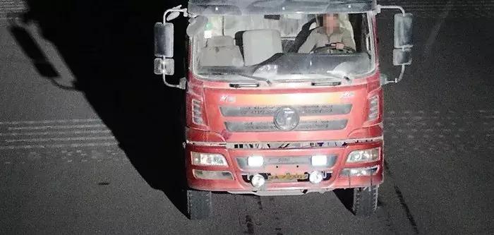 平安守护货车翻车,故意遮挡号牌被记12分再降级