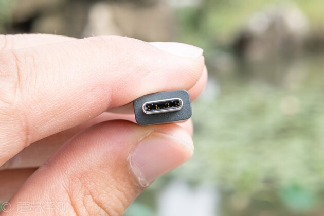 在3.5mm纷纷阵亡的当下，一款靠谱的Type-C转3.5mm或许是唯一稻草