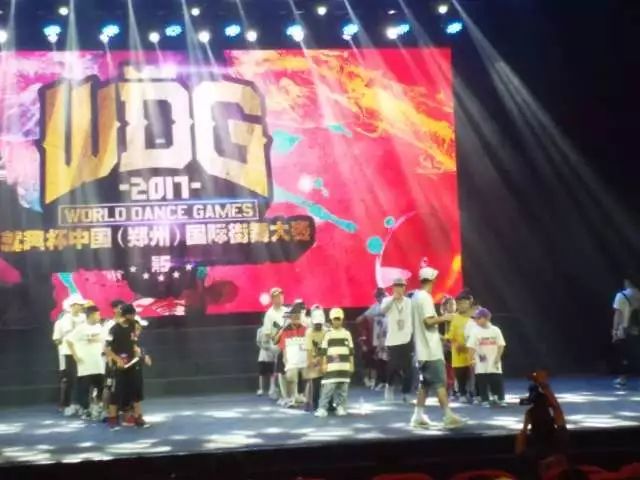 刘卓赟（除夕）——狂舞在人生的舞台，带来无限的震撼和惊喜