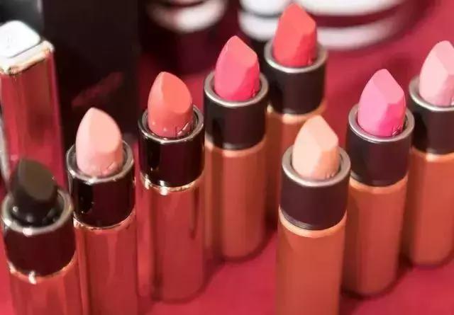 不到十块钱的口红,压岁钱必买口红