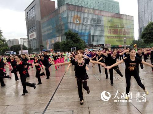 中国式健身,健身广场舞为什么完整版