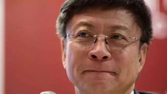 360上市首日跌停,摩拜ofo结束烧钱大战