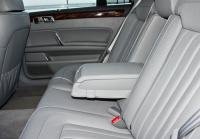 世界上最低调的三款车辉腾,辉腾低调的奢华