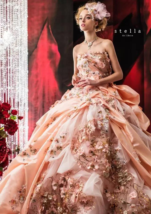 中国买不到的婚纱!Stelladelibero跳进花海的新娘,美到爆炸!