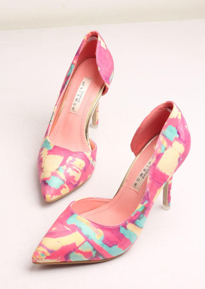 新鞋后跟磨脚怎么处理,新鞋后脚跟磨脚怎么办