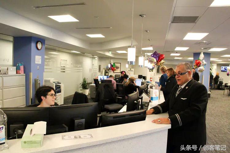 乘务员的行为细节,乘务员背后的心酸