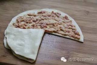 京都肉饼制作视频,京都肉饼的家常做法电饼铛