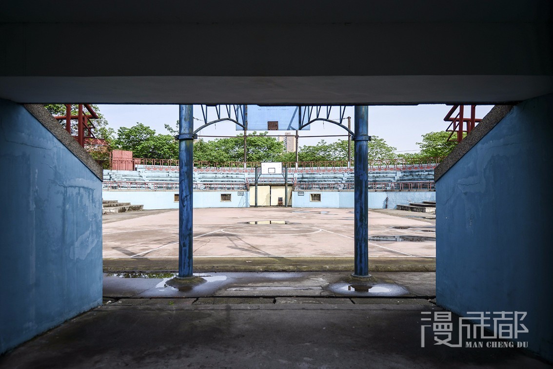 它们承载好多成都人的记忆,让我们一起来保护这些老工业建筑吧!