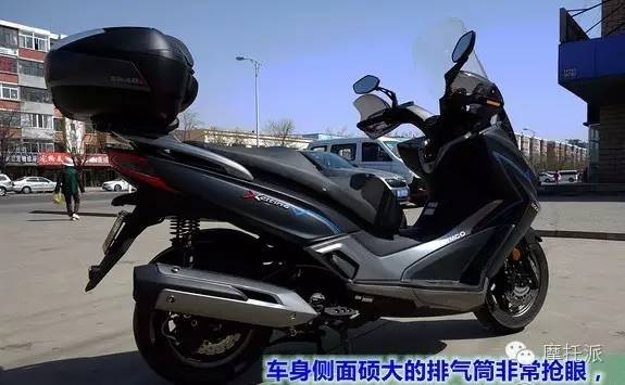 光阳赛艇300i参数配置,光阳300i和光阳赛艇300区别