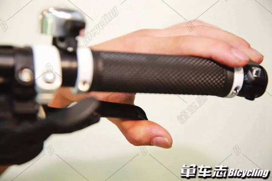 山地车碟刹异响怎么解决,山地车洗车后碟刹异响