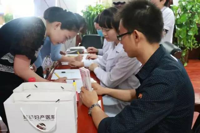 玛丽写了一封信英语,玛丽写的所有信