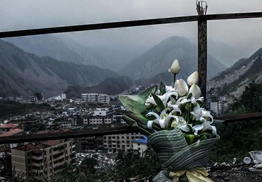 8年前地动山摇那一刻,你在做什么?