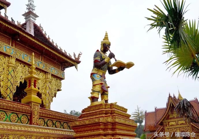 西双版纳曼听公园傣王花园,西双版纳的傣族园和曼听公园