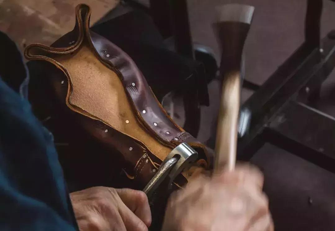 迈牧王夜光鞋子,迈牧王皮具包袋