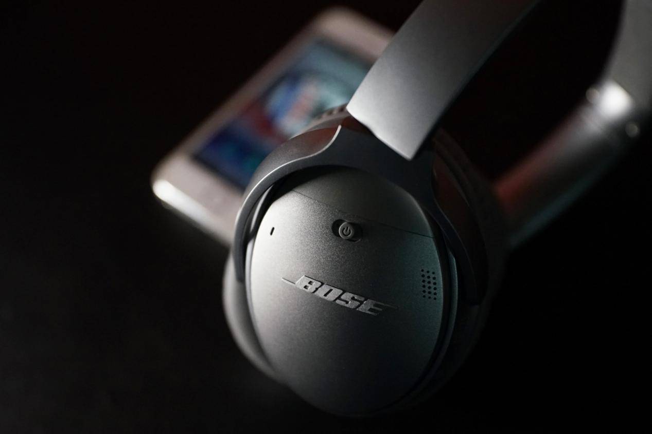 出差为什么一定要带个行李箱,boseqc35ii降噪耳机测评