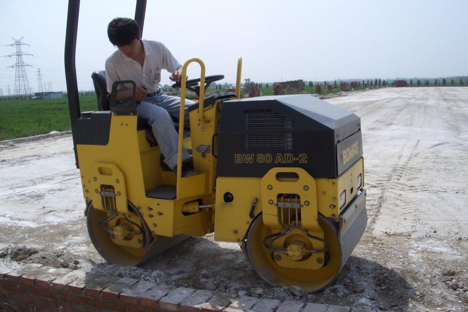 钢结构厂房天沟施工,钢结构厂房施工过程动画视频