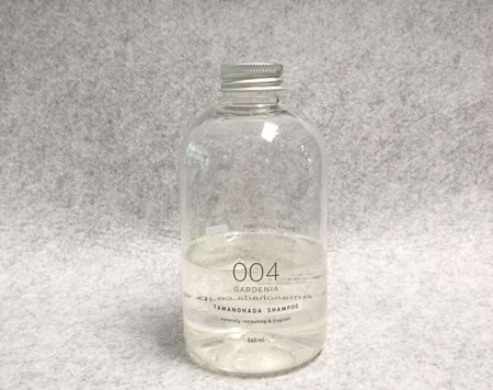 洗了之后一天都不油的洗发水,一天就出油是不是洗发水问题