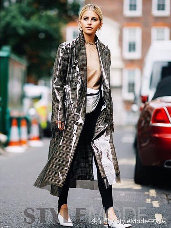 妈妈高档踩脚裤,薄款光泽踩脚裤